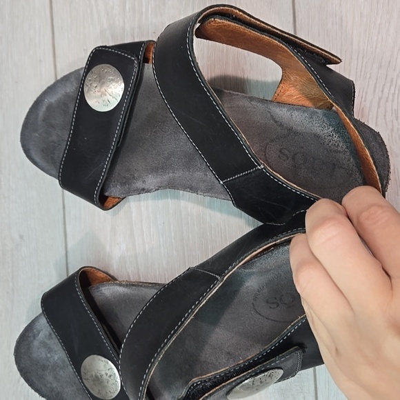 Taos Womens Carousel Hook&loop Wedge Leather Sandals shoes sz 41/10-10.5 - Picture 7 of 12
